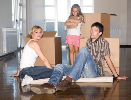 Local Camden moving service for flats and furniture