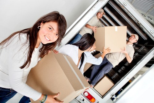 Planning and loading support for apartment removals in Camden
